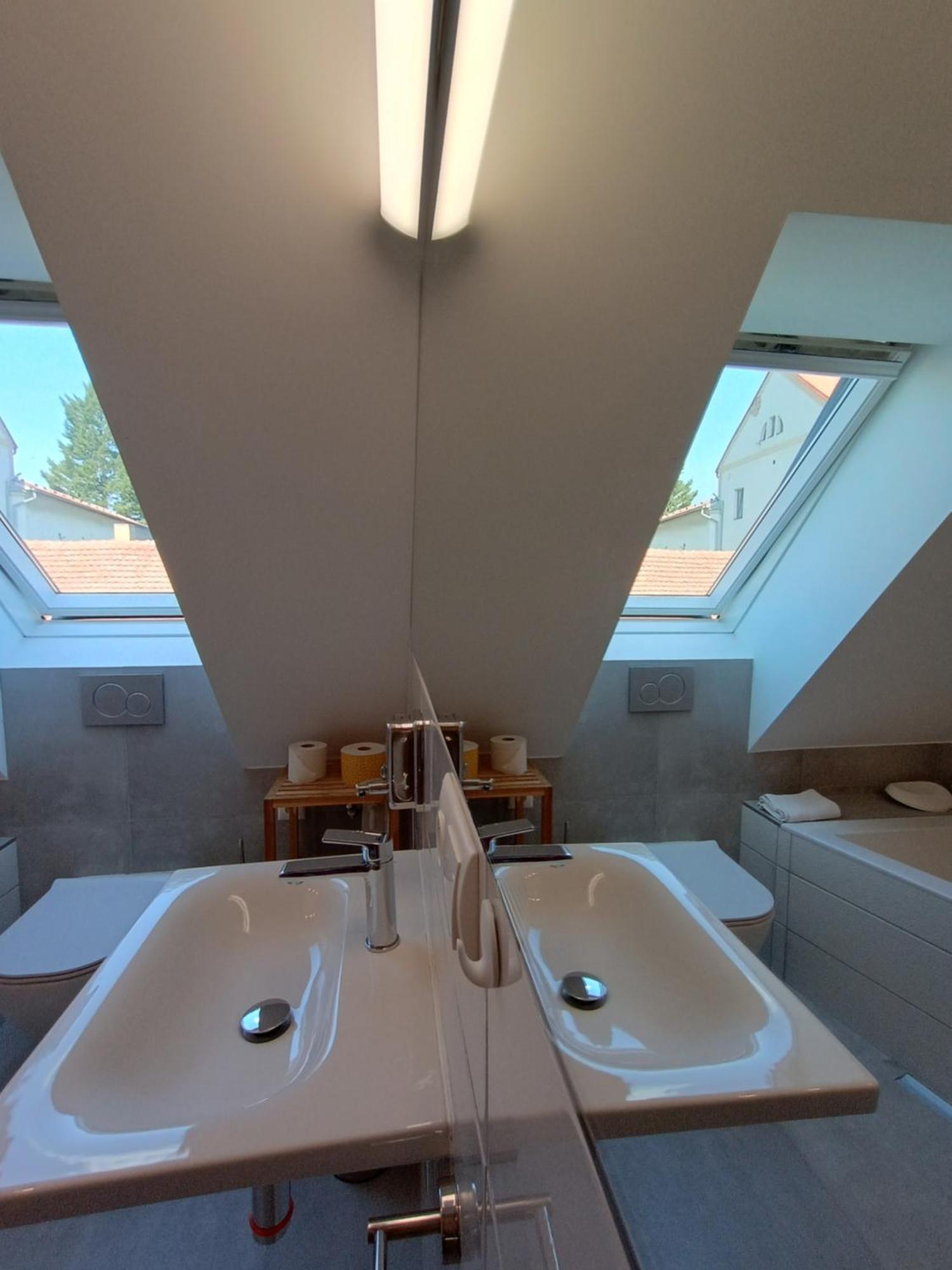 Apartmany Maly Mnich Mníšek pod Brdy Εξωτερικό φωτογραφία