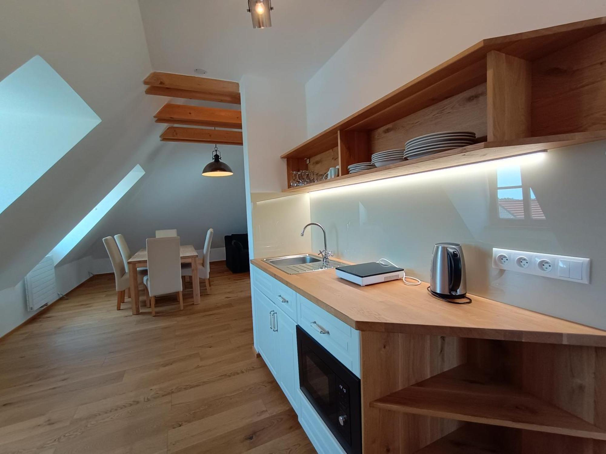 Apartmany Maly Mnich Mníšek pod Brdy Εξωτερικό φωτογραφία
