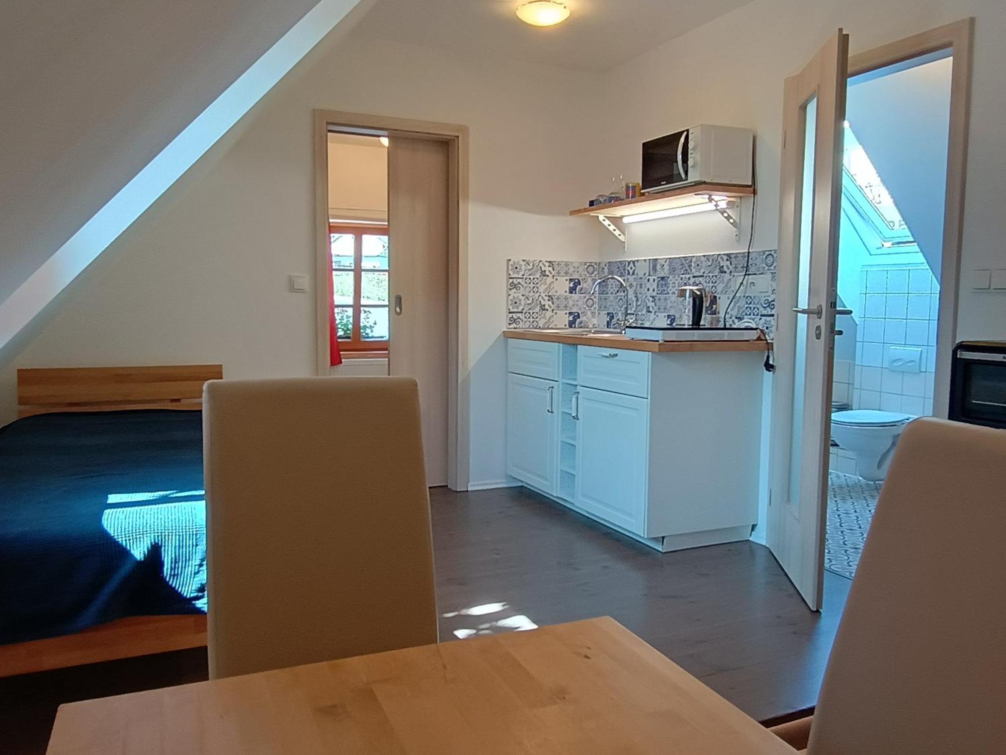 Apartmany Maly Mnich Mníšek pod Brdy Εξωτερικό φωτογραφία