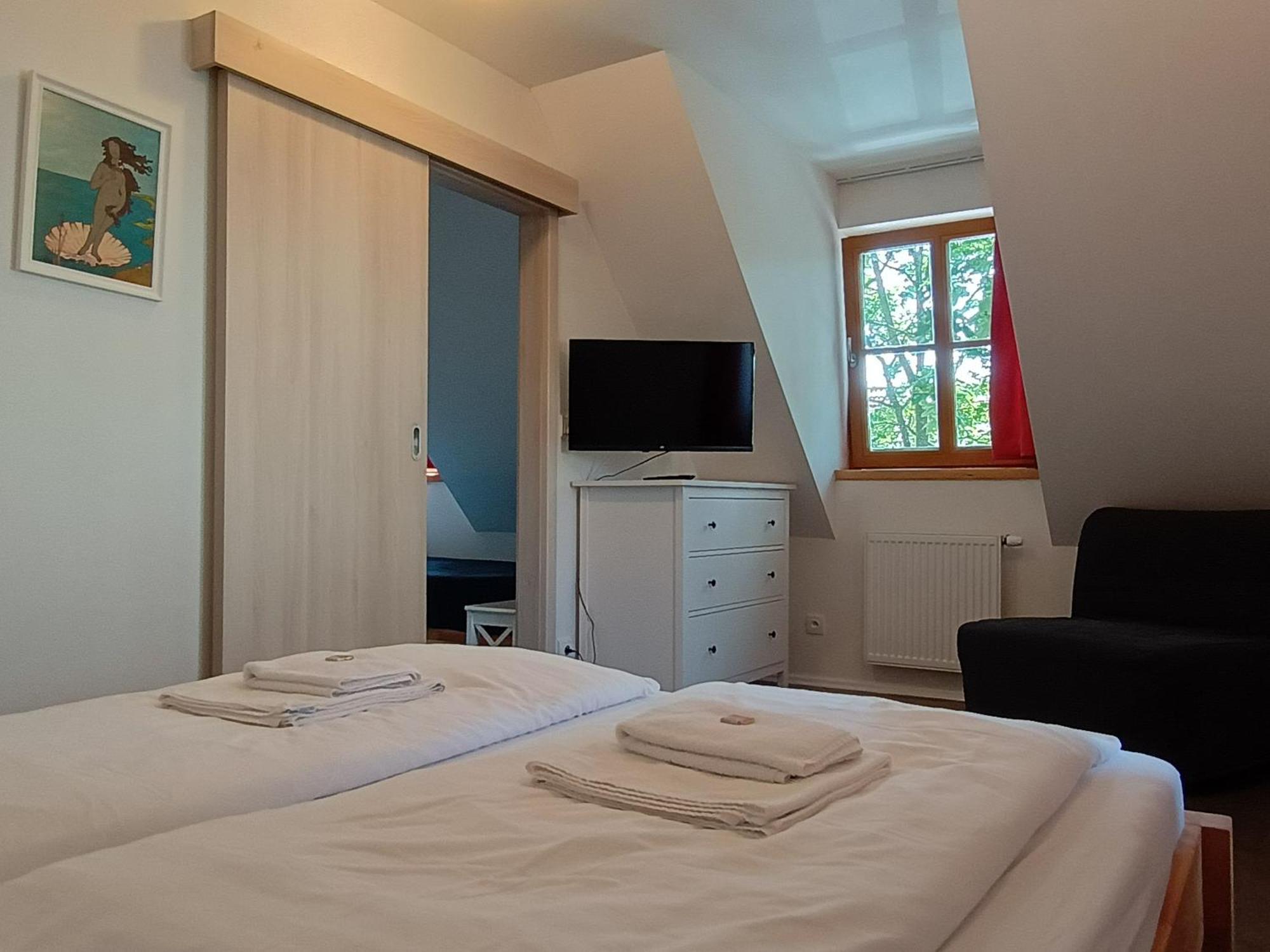 Apartmany Maly Mnich Mníšek pod Brdy Εξωτερικό φωτογραφία