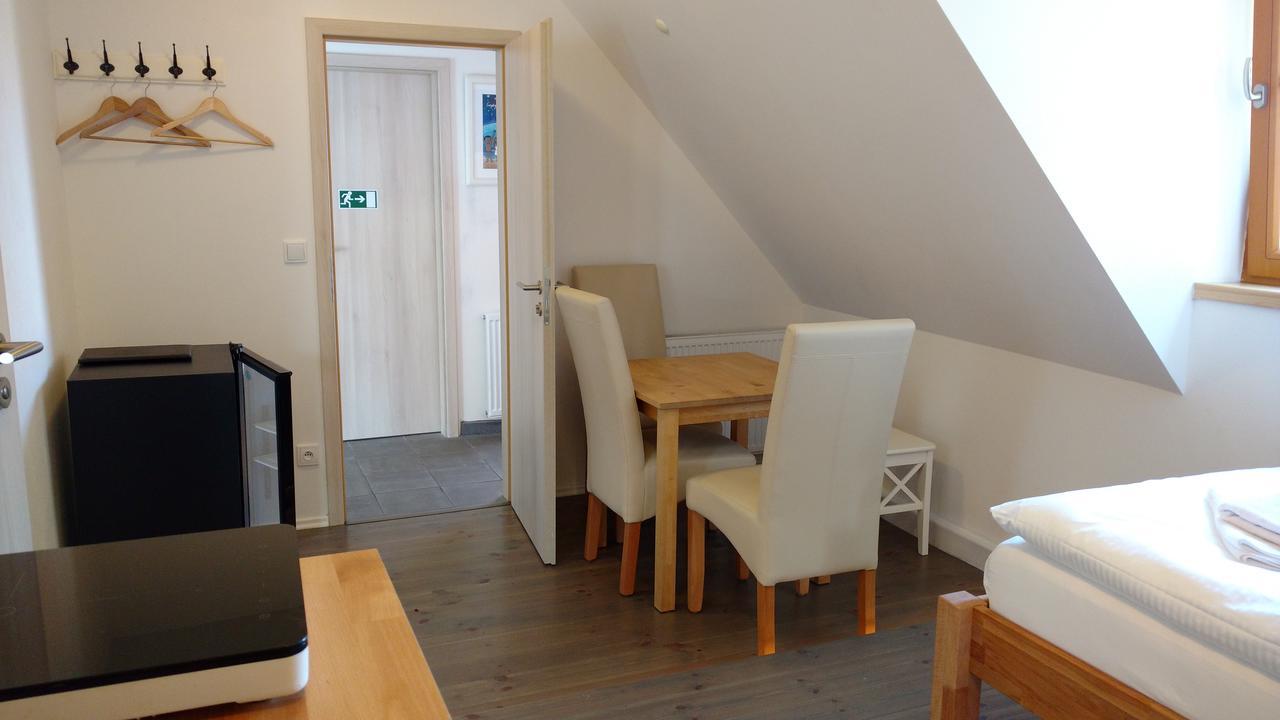 Apartmany Maly Mnich Mníšek pod Brdy Εξωτερικό φωτογραφία