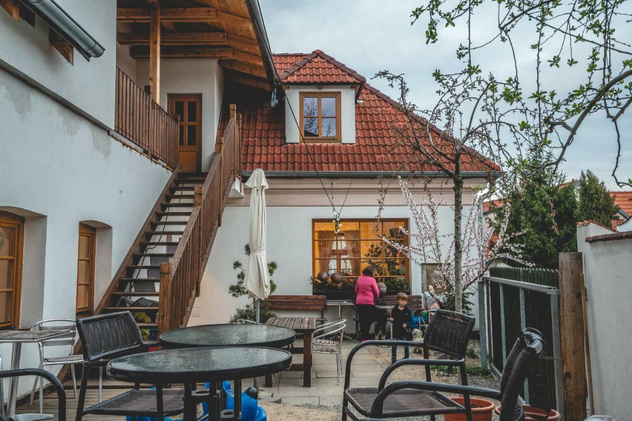 Apartmany Maly Mnich Mníšek pod Brdy Εξωτερικό φωτογραφία